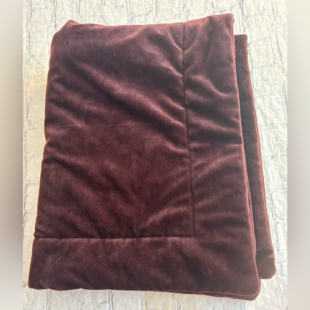 WESTPOINT STEVENS INC. VELVET VELOUR POLYESTER RICH COLOR BURGUNDY BROWN SHAM